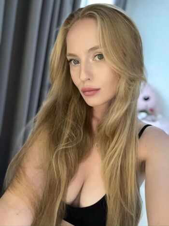 Full leaked Oksana neveselaya private onlyfans photo
