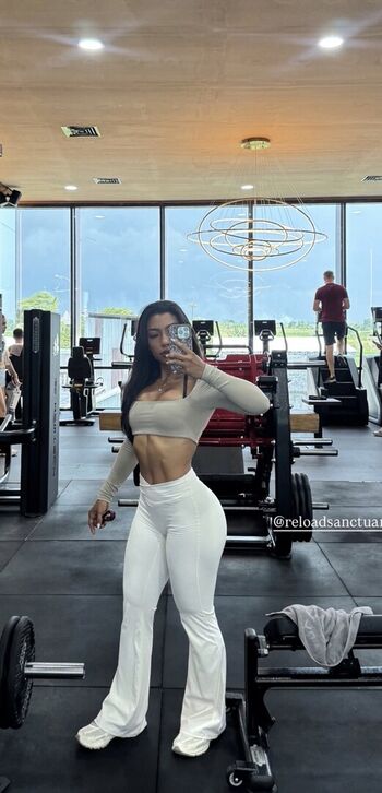Full leaked Okyyoliviaa  page private onlyfans photo