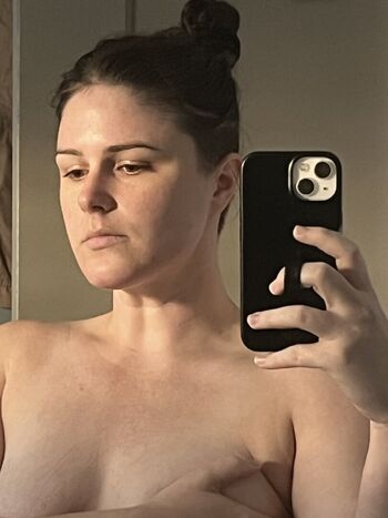Full leaked Oleanderlewis private onlyfans photo
