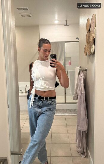 Full leaked Oleksiak private onlyfans photo