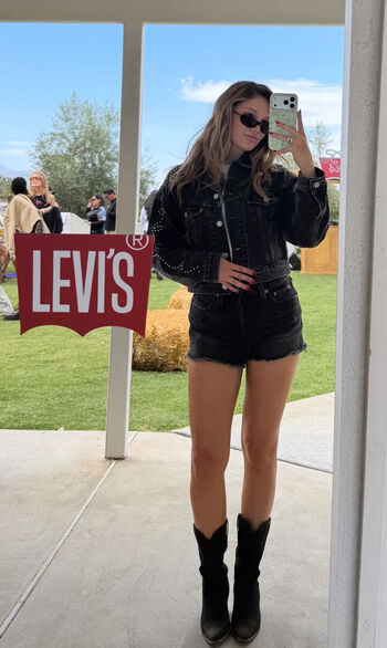 Full leaked Olivia holt private onlyfans photo
