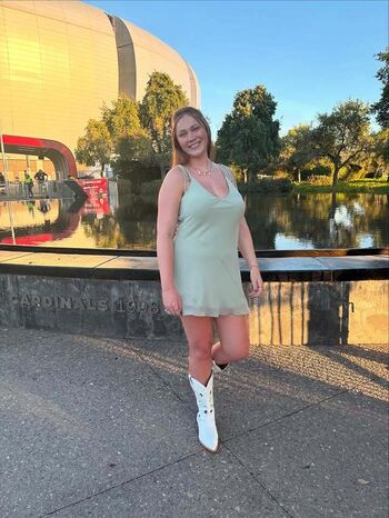 Full leaked Olivia hurley private onlyfans photo