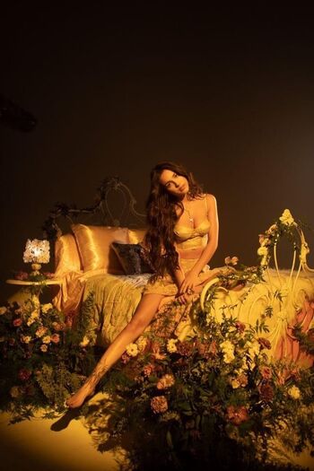 Full leaked Olivia rodrigo  page private onlyfans photo