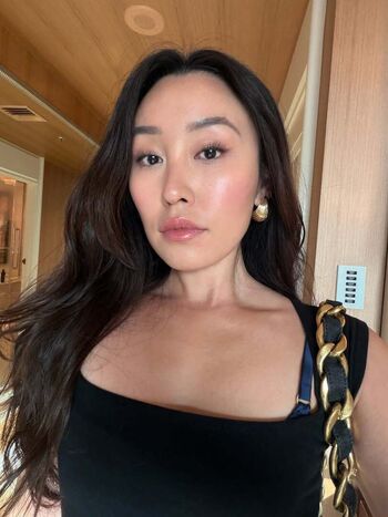 Full leaked Olivia sui page private onlyfans photo