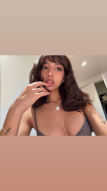 Full leaked Oliviaraynn page private onlyfans photo