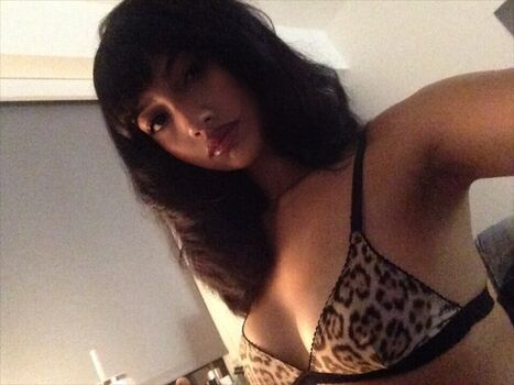 Full leaked Oliviaraynn private onlyfans photo