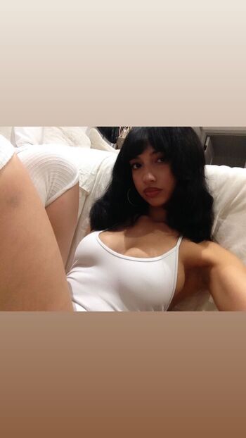 Full leaked Oliviaraynn private onlyfans photo