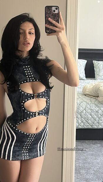 Full leaked Oliviiaa rose private onlyfans photo