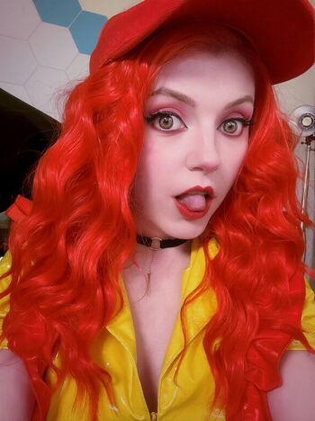 Full leaked Olyashaa private onlyfans photo