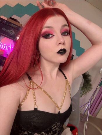 Full leaked Olyashaa page private onlyfans photo