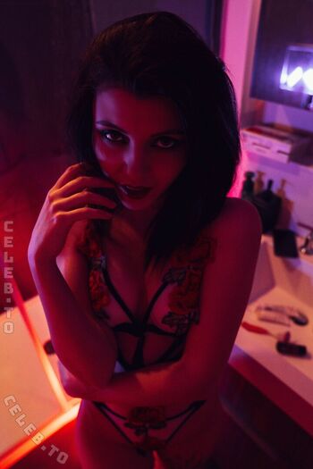 Full leaked Olyashaa page private onlyfans photo