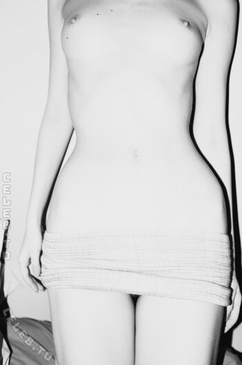 Full leaked Omletik private onlyfans photo