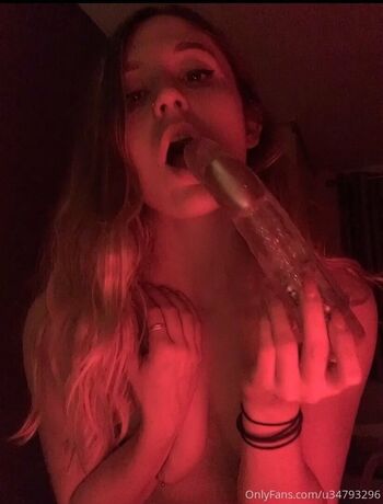 Full leaked Onlybellsie page private onlyfans photo