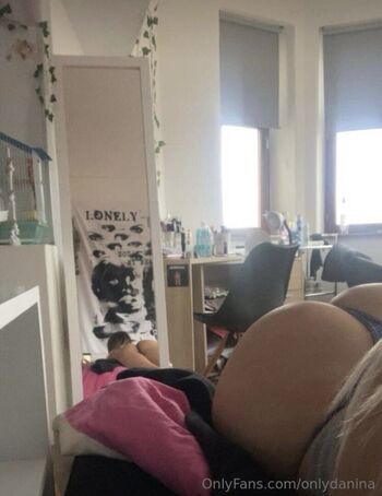 Full leaked Onlydanina private onlyfans photo