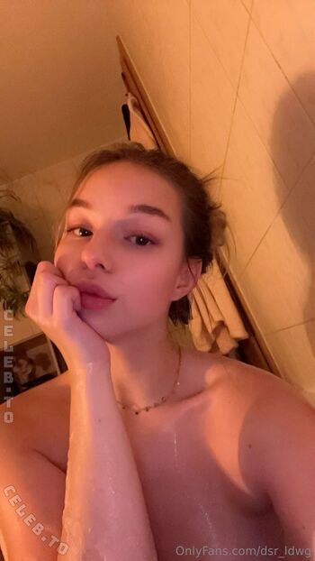 Full leaked Ossi desi  page private onlyfans photo
