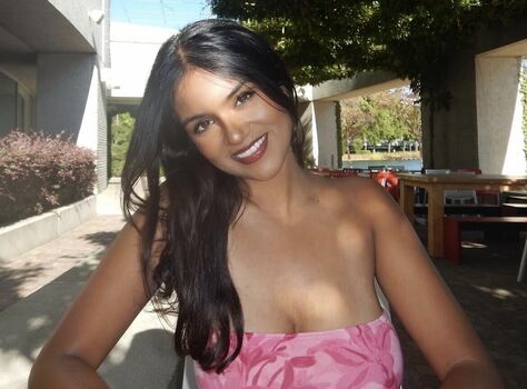 Full leaked Oviamuthu private onlyfans photo