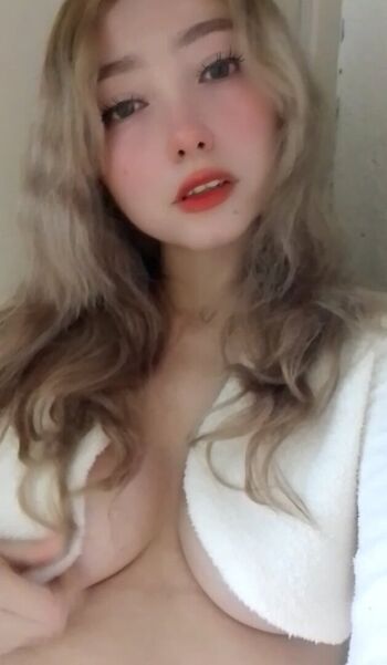 Full leaked Ozzychan private onlyfans photo