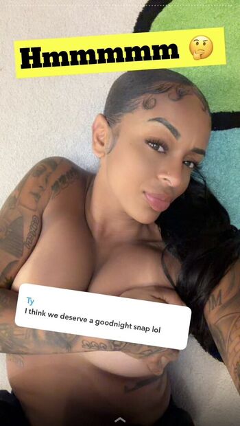 Full leaked Paigeycakey private onlyfans photo