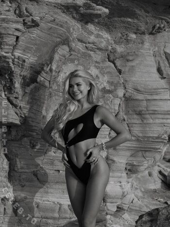 Full leaked Pamela reif private onlyfans photo