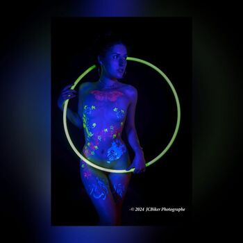 Full leaked Paradoxe private onlyfans photo