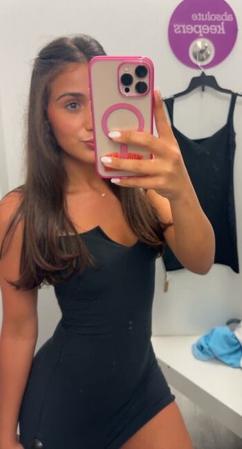 Full leaked Pardiss carello  page private onlyfans photo