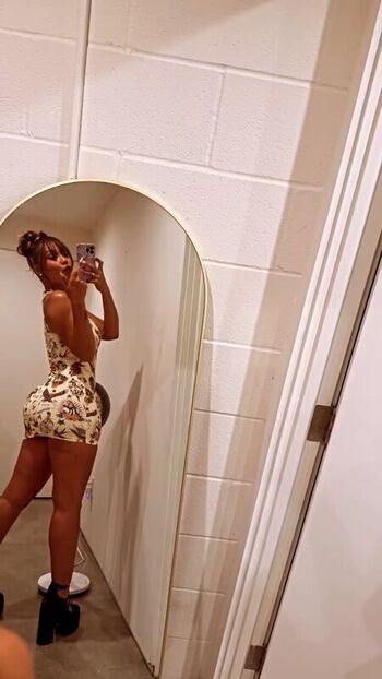 Full leaked Parker mckenna posey page private onlyfans photo