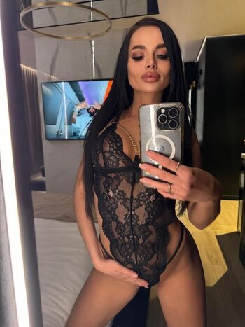 Full leaked Patuea private onlyfans photo