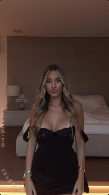 Full leaked Payton ramolla private onlyfans photo