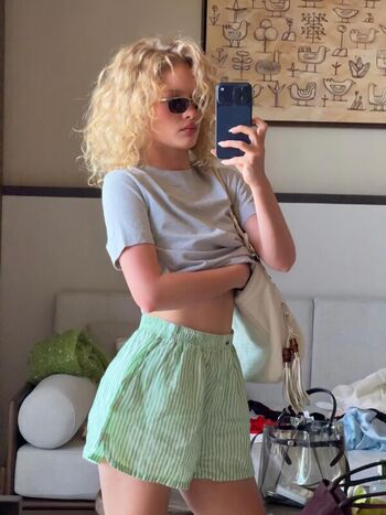 Full leaked Pdm clara private onlyfans photo
