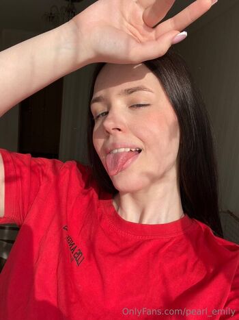 pearl_emily