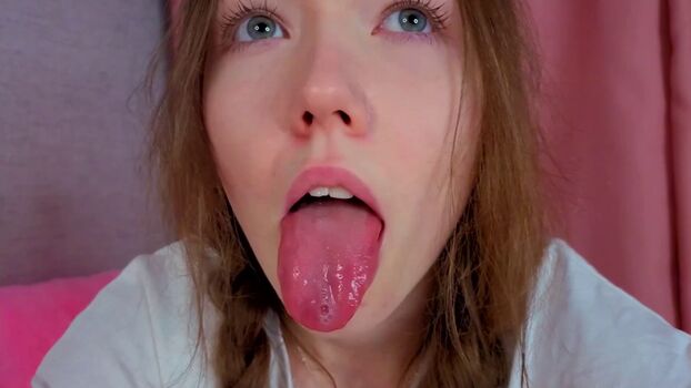 Full leaked Pearly peach private onlyfans photo