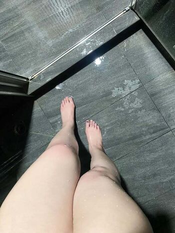 Full leaked Pee nurse private onlyfans photo