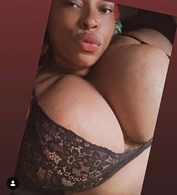 Full leaked Peitudas  page private onlyfans photo