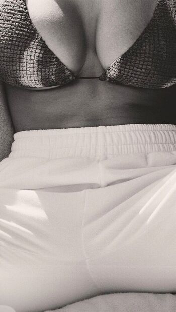 Full leaked Penny lane  page private onlyfans photo