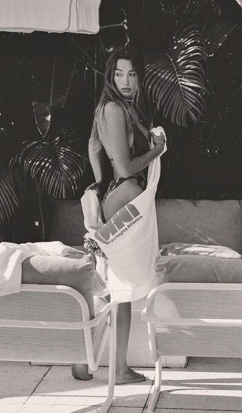 Full leaked Penny lane  page private onlyfans photo
