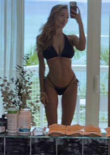 Full leaked Penny lane  page private onlyfans photo