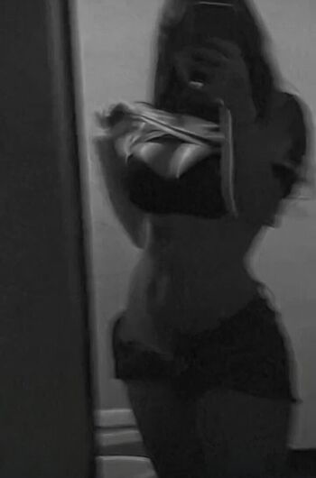 Full leaked Perla cr private onlyfans photo