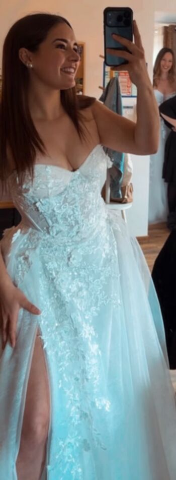 Full leaked Perrine rmd private onlyfans photo