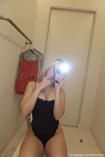 Full leaked Persian page private onlyfans photo