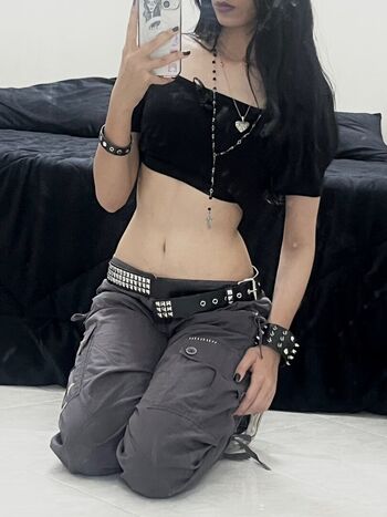 Full leaked Persian private onlyfans photo