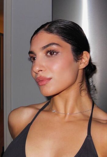 Full leaked Persian private onlyfans photo