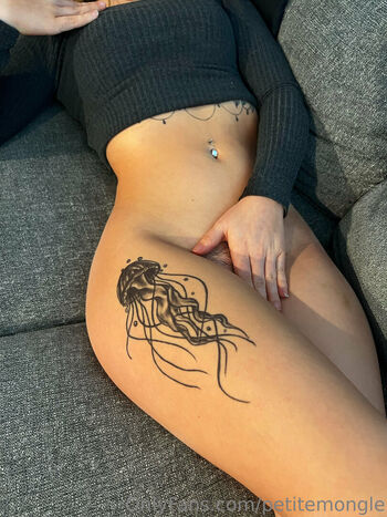 Full leaked Petitemongle private onlyfans photo
