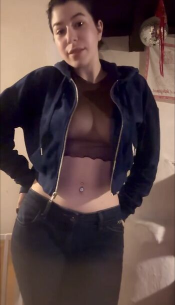 Full leaked Petratimea private onlyfans photo
