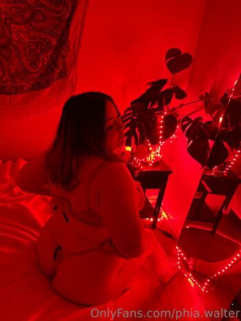 Full leaked Phia walter page private onlyfans photo