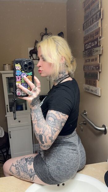 Full leaked Phinxxk private onlyfans photo