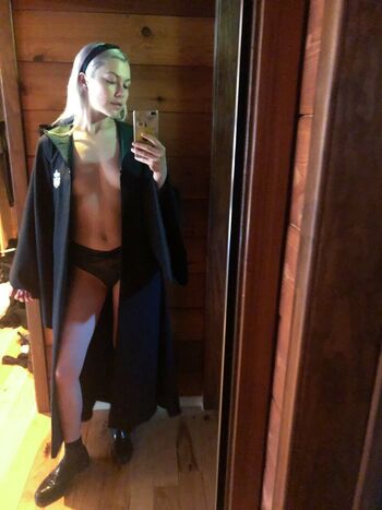 Full leaked Phoebe bridgers private onlyfans photo