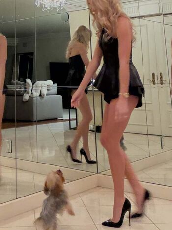 Full leaked Pia mia perez private onlyfans photo