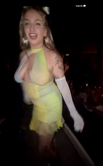 Full leaked Pinkbunny poison page private onlyfans photo