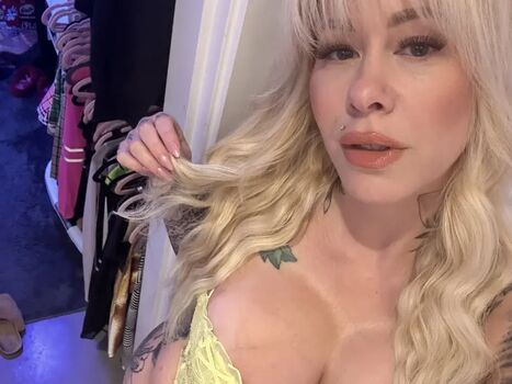 Full leaked Pinksucrose private onlyfans photo