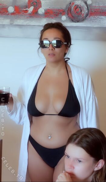Full leaked Pintendari private onlyfans photo